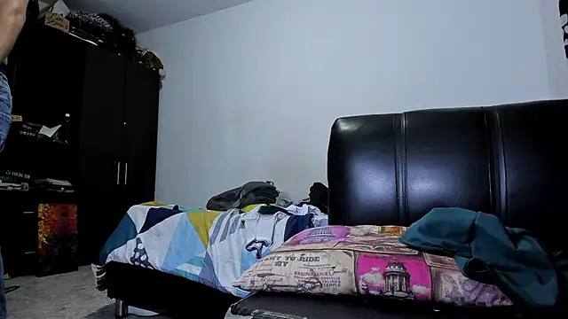 ares sexxx online show from 10-16-25, 02:12