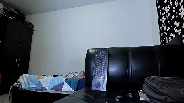 ares sexxx online show from 10-18-25, 03:02