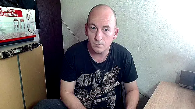 Johan   Barker online show from 02-05-25, 02:26