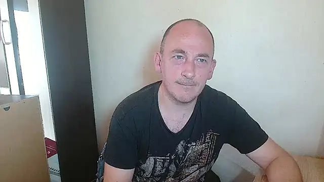 Johan   Barker online show from 03-26-26, 01:06