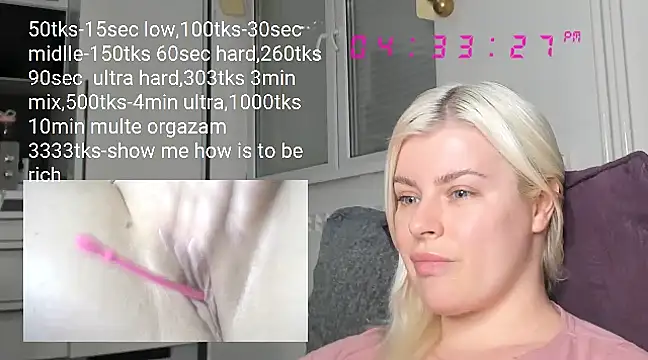 Snapshot of queenofthenighttt chatting on 02-13-25, 03:35 queenofthenighttt online show from 02-13-25, 03:35