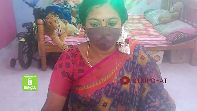 Snapshot of Novapol chatting on 12-25-24, 05:37 Novapol online show from 12-25-24, 05:37