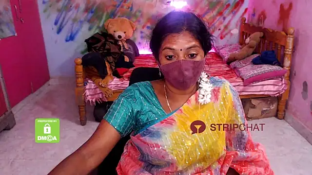 Snapshot of Novapol chatting on 02-06-25, 05:40 Novapol online show from 02-06-25, 05:40