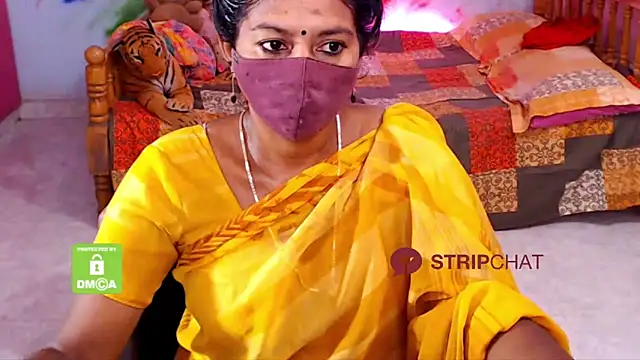 Snapshot of Novapol chatting on 03-09-25, 02:21 Novapol online show from 03-09-25, 02:21