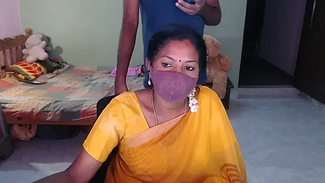 Snapshot of Novapol chatting on 06-25-26, 05:12 Novapol online show from 06-25-26, 05:12