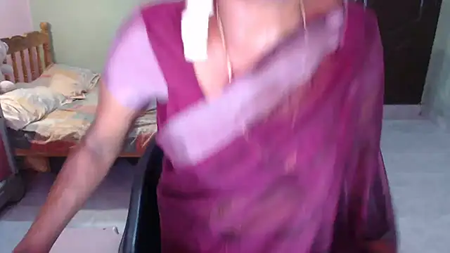 Snapshot of Novapol chatting on 06-27-26, 01:28 Novapol online show from 06-27-26, 01:28