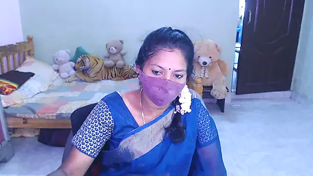 Snapshot of Novapol chatting on 06-30-26, 06:03 Novapol online show from 06-30-26, 06:03