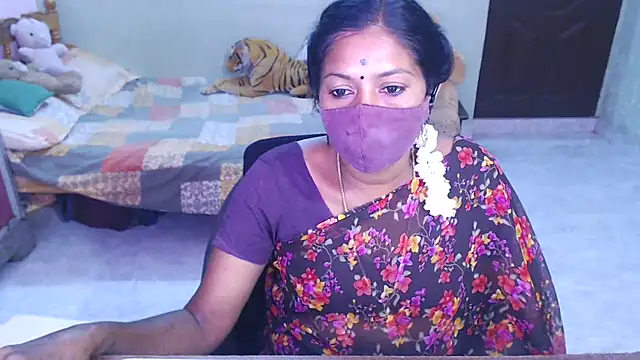 Snapshot of Novapol chatting on 07-01-26, 05:12 Novapol online show from 07-01-26, 05:12
