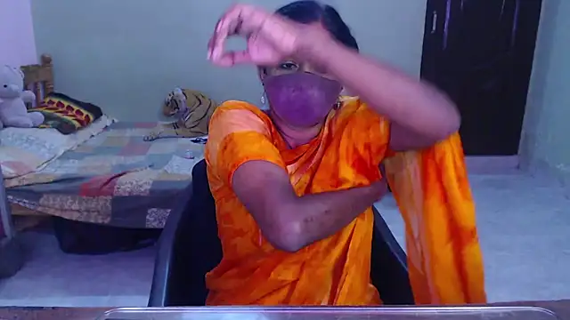 Snapshot of Novapol chatting on 07-08-26, 01:48 Novapol online show from 07-08-26, 01:48