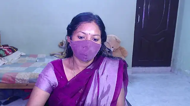 Snapshot of Novapol chatting on 07-19-26, 06:17 Novapol online show from 07-19-26, 06:17