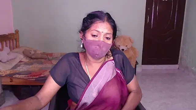 Snapshot of Novapol chatting on 07-26-26, 06:15 Novapol online show from 07-26-26, 06:15