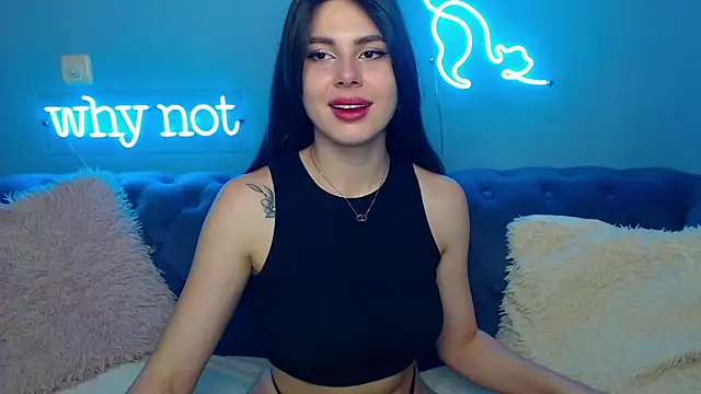 ViollinaLove online show from 03-17-25, 05:45