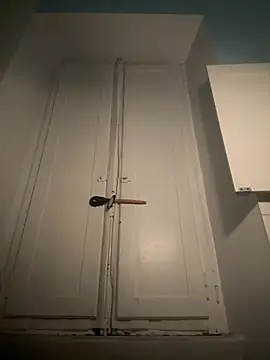 Hall 16 online show from 01-13-25, 10:03