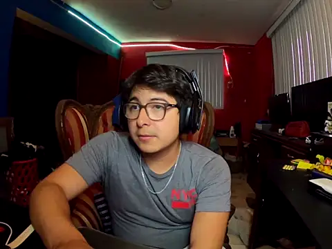 Nathanroberts111 online show from 12-19-25, 11:34