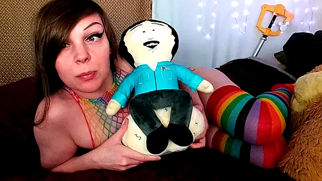 GamerGirlRoxyAndLee online show from 01-17-25, 10:34