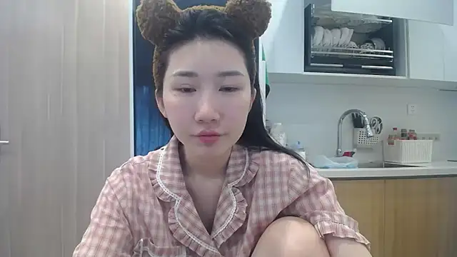 Asiagirll online show from 05-17-26, 03:04