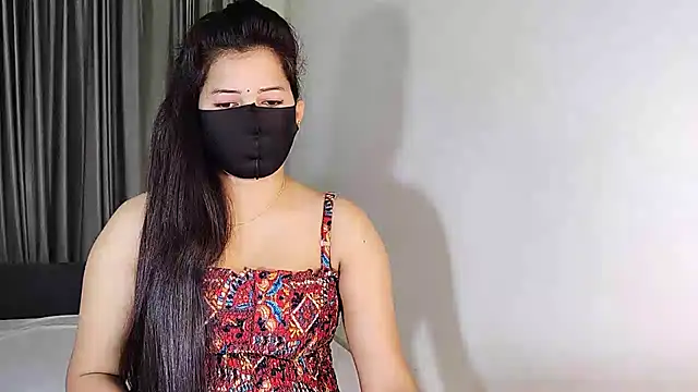 Snapshot of YourLovelyQueen chatting on 12-27-24, 03:09 YourLovelyQueen online show from 12-27-24, 03:09