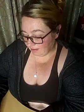 Iceprincess2bad4u online show from 10-19-25, 05:46