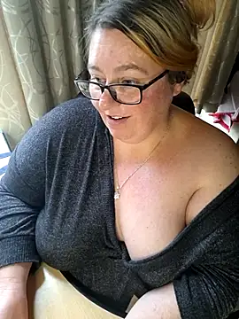 Iceprincess2bad4u online show from 11-16-25, 06:52