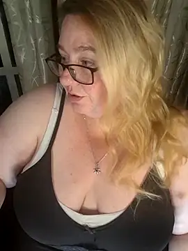 Iceprincess2bad4u online show from 02-09-26, 06:12