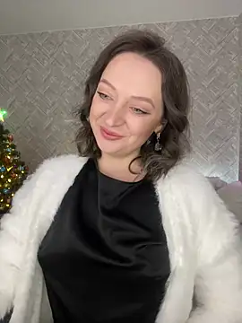 Snapshot of EvaBarsa_ chatting on 12-13-24, 03:05 EvaBarsa online show from 12-13-24, 03:05