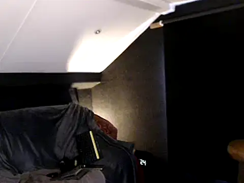 TheDogsBolloxXL online show from 12-08-24, 01:58