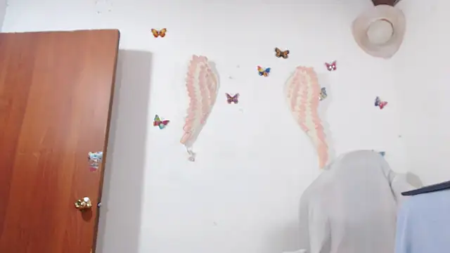 Snapshot of angie_tssex chatting on 03-07-25, 12:45 angie tssex online show from 03-07-25, 12:45