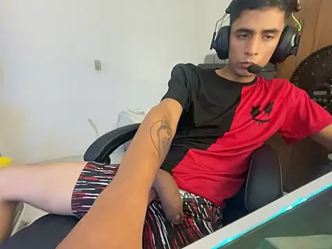 Max TheHorseDick online show from 12-31-24, 03:12