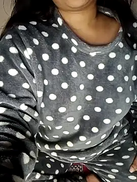 Snapshot of Sweet-Berry chatting on 12-19-24, 05:40 Sweet-Berry online show from 12-19-24, 05:40