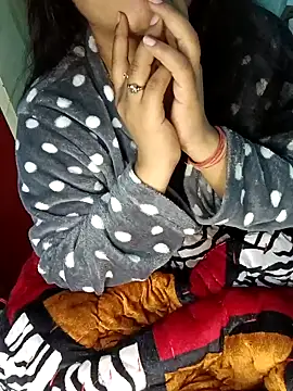 Snapshot of Sweet-Berry chatting on 02-13-25, 05:33 Sweet-Berry online show from 02-13-25, 05:33