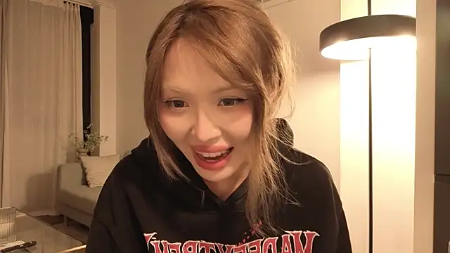 TammiLou online show from 01-07-26, 06:32