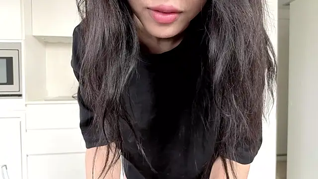 TammiLou online show from 02-12-26, 02:45