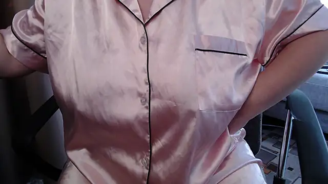 Snapshot of Anita-boobs chatting on 03-08-25, 08:22 Anita-boobs online show from 03-08-25, 08:22