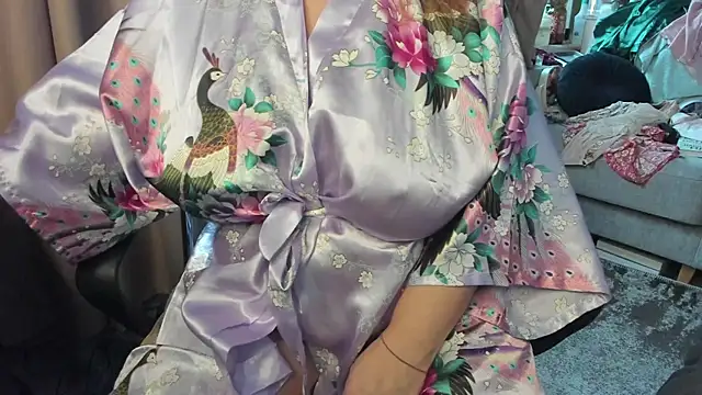 Snapshot of Anita-boobs chatting on 11-29-25, 10:51 Anita-boobs online show from 11-29-25, 10:51