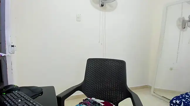 HUGEBOOBS MILF online show from 02-14-25, 12:41