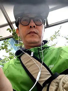 Ssk10N online show from 10-11-25, 08:13