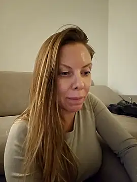 Snapshot of novaforyou1 chatting on 12-04-25, 03:54 novaforyou1 online show from 12-04-25, 03:54