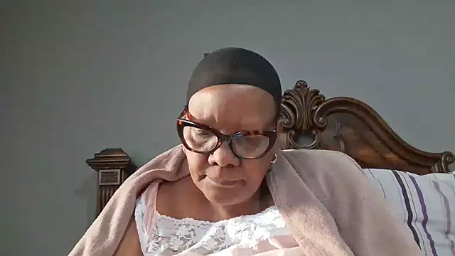 SEXYBOOBSNASS online show from 11-23-25, 03:50