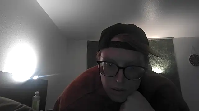 Snapshot of SilasRed chatting on 01-06-25, 12:05 SilasRed online show from 01-06-25, 12:05