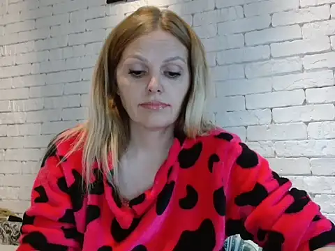 Snapshot of Angel_girllovemy chatting on 10-08-25, 10:02 Angel girllovemy online show from 10-08-25, 10:02