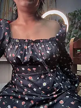 Snapshot of uma_patna000 chatting on 12-19-25, 08:54 uma patna000 online show from 12-19-25, 08:54