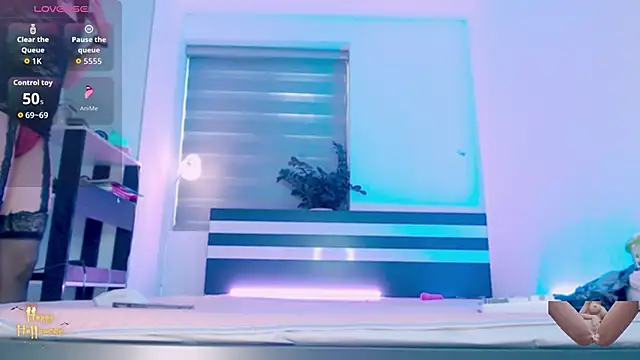 Shyn   online show from 11-15-25, 01:36