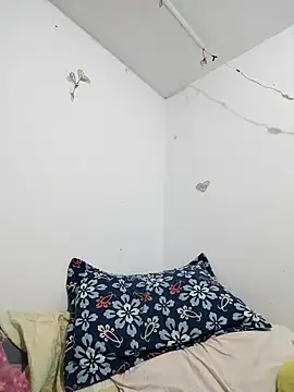 karlythothxh online show from 04-01-26, 08:48