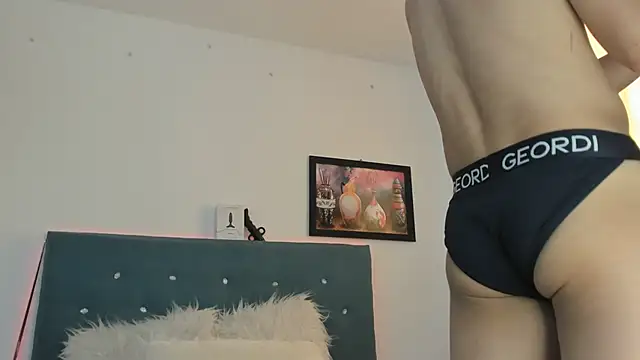 Max and Peter online show from 03-07-25, 06:43