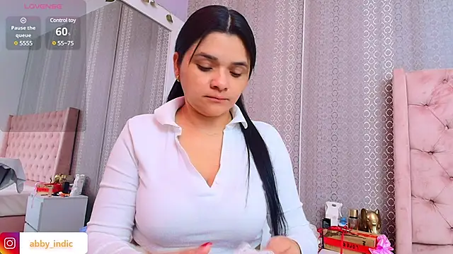 Snapshot of indi_catalina chatting on 02-18-25, 12:28 indi catalina online show from 02-18-25, 12:28