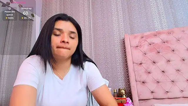 Snapshot of indi_catalina chatting on 02-21-25, 12:06 indi catalina online show from 02-21-25, 12:06