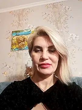 JennyOMay online show from 12-30-24, 07:04