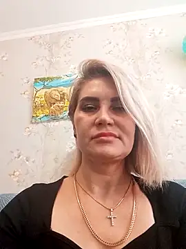 JennyOMay online show from 01-24-25, 06:46