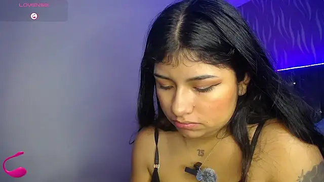 ChantalPetit online show from 07-12-26, 12:07