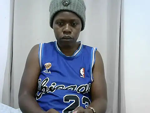 Snapshot of ebony_medline chatting on 11-18-25, 06:12 ebony medline online show from 11-18-25, 06:12